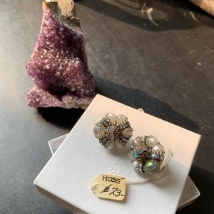 Antique Hobe Clip Earring